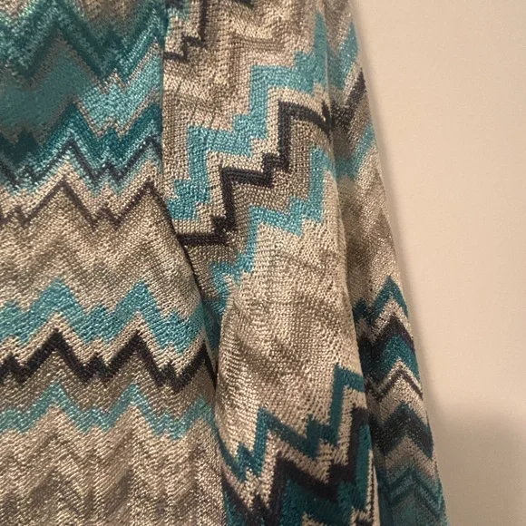 Patterned Swim Coverup - Picture 4 of 6